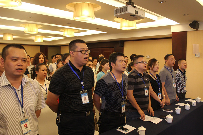 乘風(fēng)破浪，再創(chuàng)輝煌——新思路裝飾召開(kāi)七月工